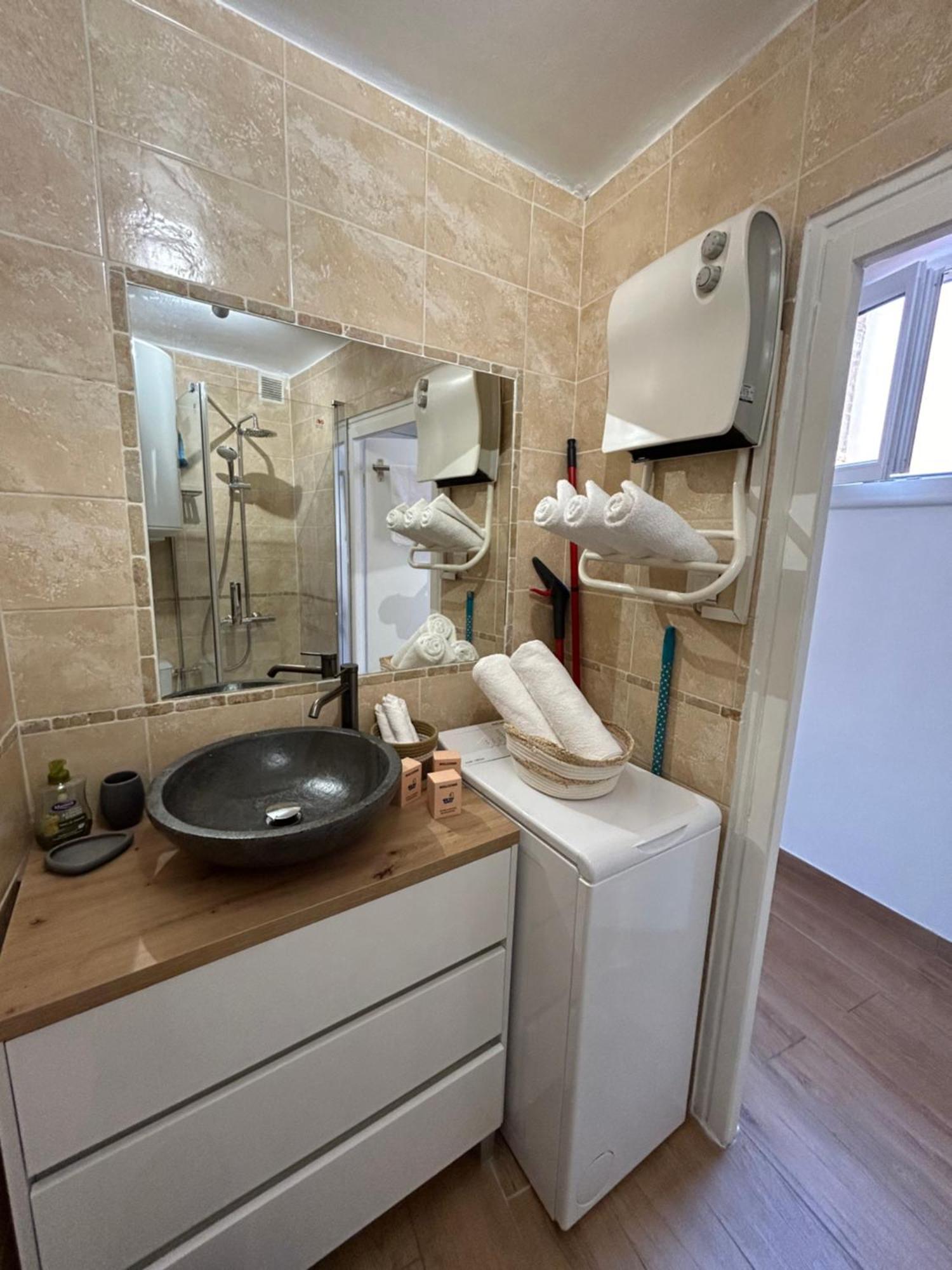 Duplex Climatise Proche Port Toulon Apartment Luaran gambar